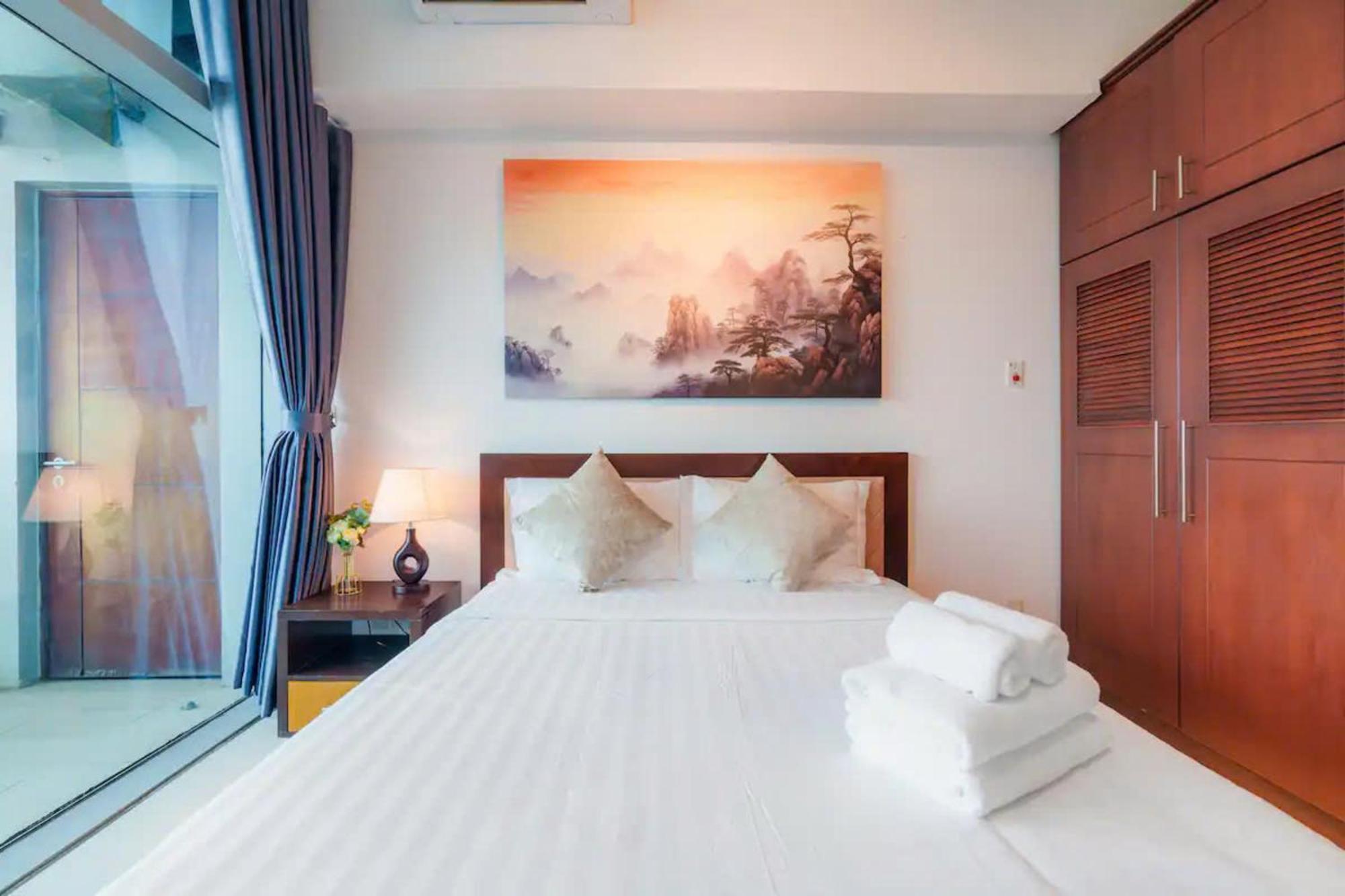 Salute De Sailing Tower - Palace Garden District 1 Căn hộ TP. Hồ Chí Minh